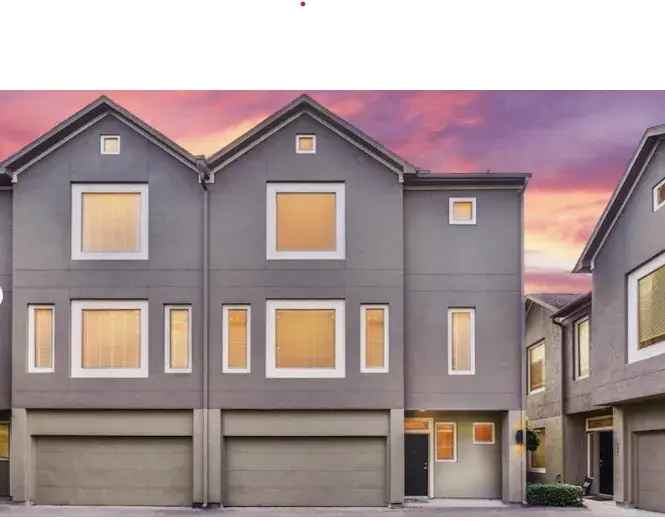 Townhouse for Rent in Washington Corridor with Modern Amenities