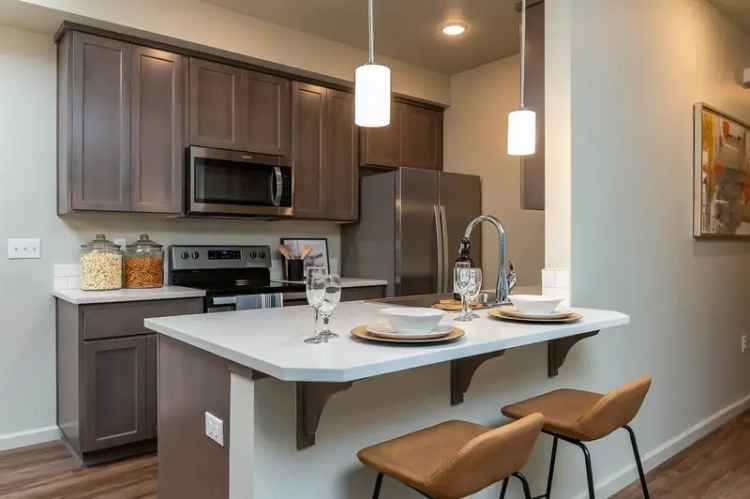 Rent Luxury Apartments in Hillsboro with Modern Amenities