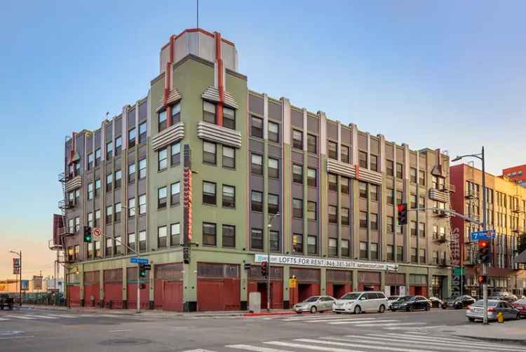 Apartments for Rent in DTLA with Loft Style and Resort Amenities