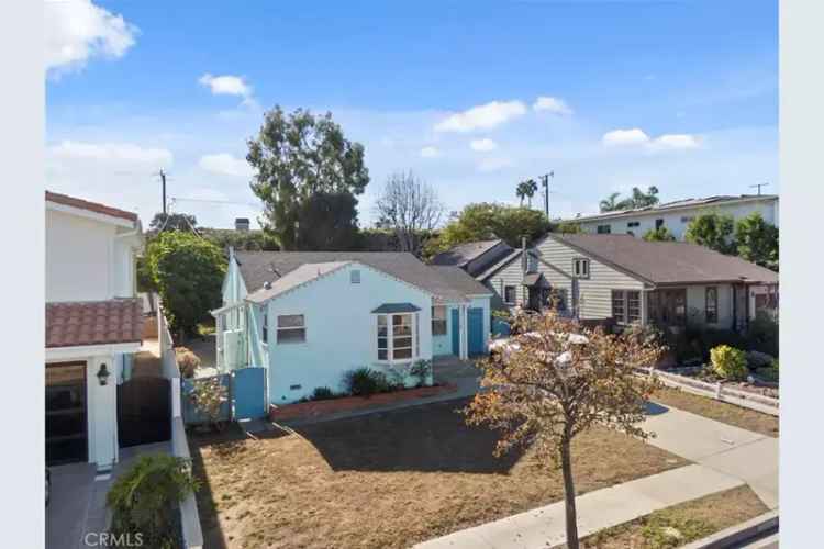 House For Sale in 1460, 23rd Street, Manhattan Beach, California