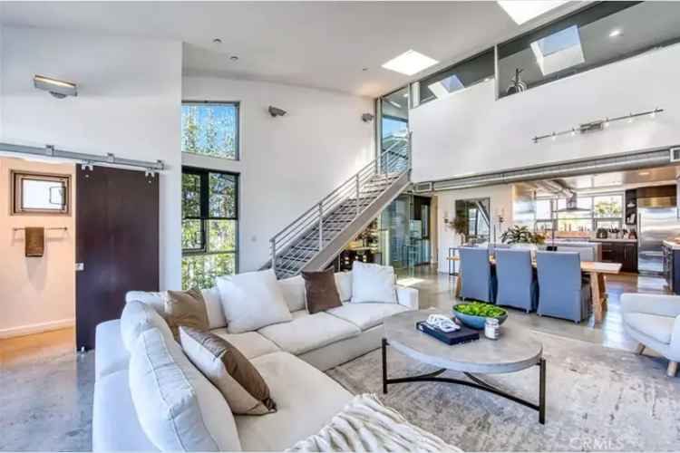 House For Sale in 409, 29th Street, Newport Beach, California