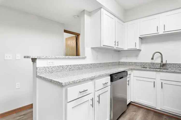 Rent Apartments in Olathe KS with Stunning Upgrades and Amenities