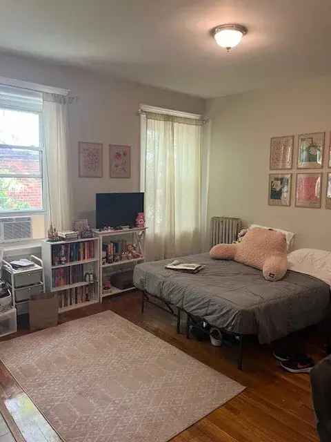 Rent Apartments in Allston with Renovated Kitchens and Convenient Access