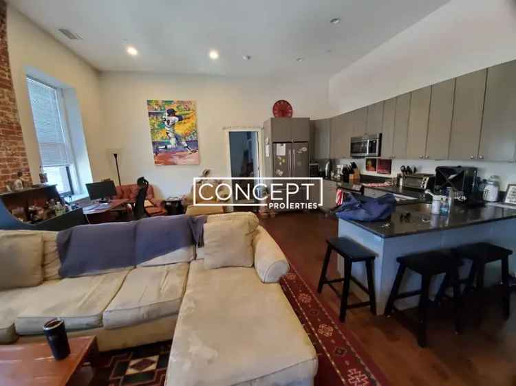 Rent Gorgeous Apartment Unit in the Heart of Sowa with Modern Amenities