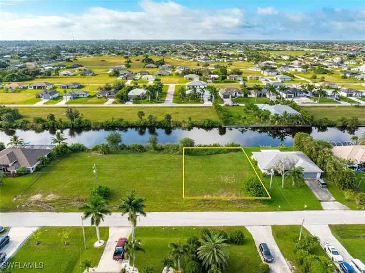 Land For Sale in 2810, Northwest 4th Street, Cape Coral, Florida