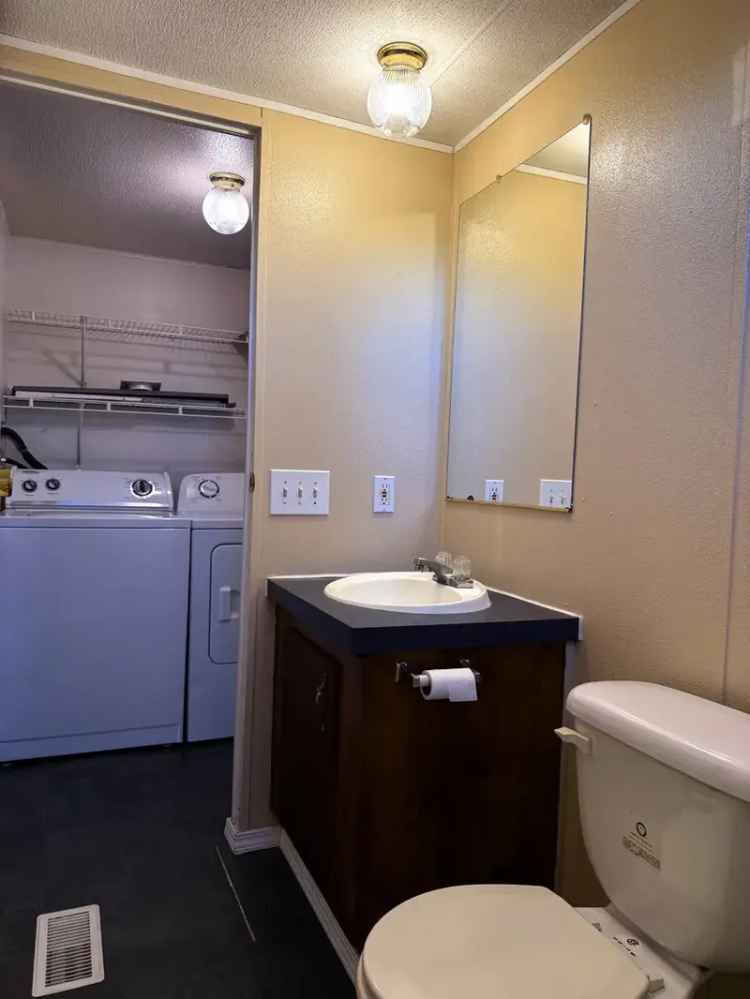 Rent Spacious 3 Bedroom Mobile Home in Norman with Pet Friendly Features