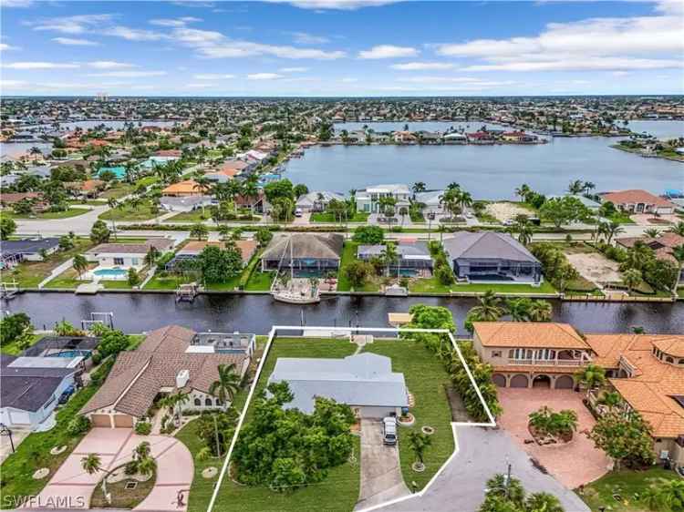 House For Sale in 5114, Southwest 3rd Avenue, Cape Coral, Florida