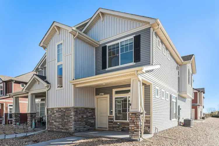 Rental 3 Bedroom Home in Commerce City with Modern Amenities