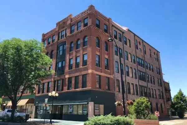 Rent Luxury Apartments Near Pueblo Riverwalk in Downtown Pueblo