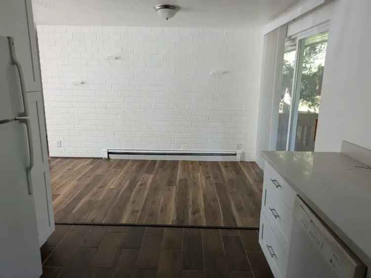 Rent Modern Apartment Unit with Deck and Fireplace near I-5