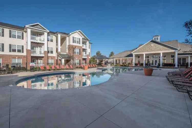 Rent Apartments in Afton Village with Modern Amenities and Resort Style Features