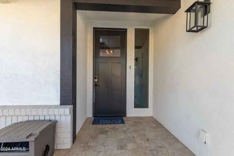 House For Sale in 8025, East Redwing Road, Scottsdale, Arizona