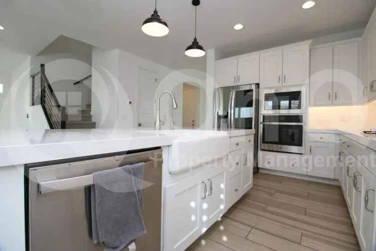 Rent a Spacious 5 Bedroom Home in Gilbert with Modern Features