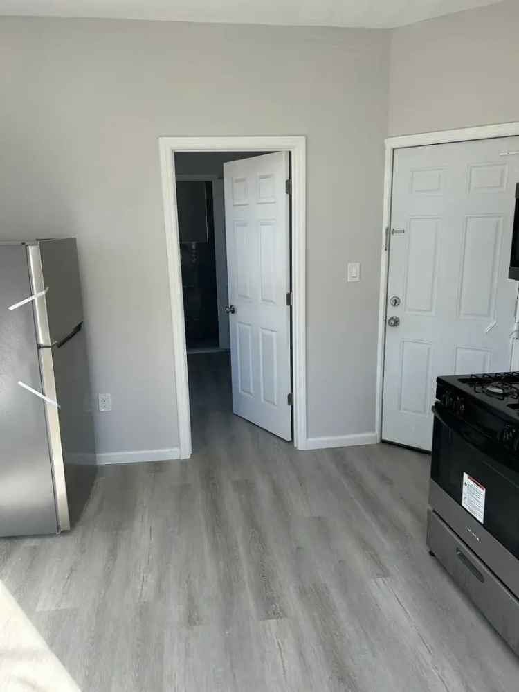 Rent Apartment Unit Cozy 1 Bedroom Centrally Located with New Appliances