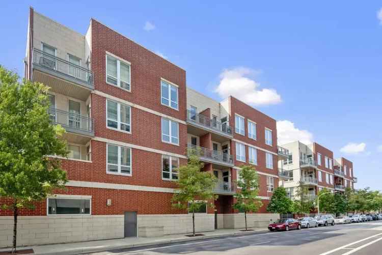 Rent Apartments in West Loop Near Medical District and UIC Campus