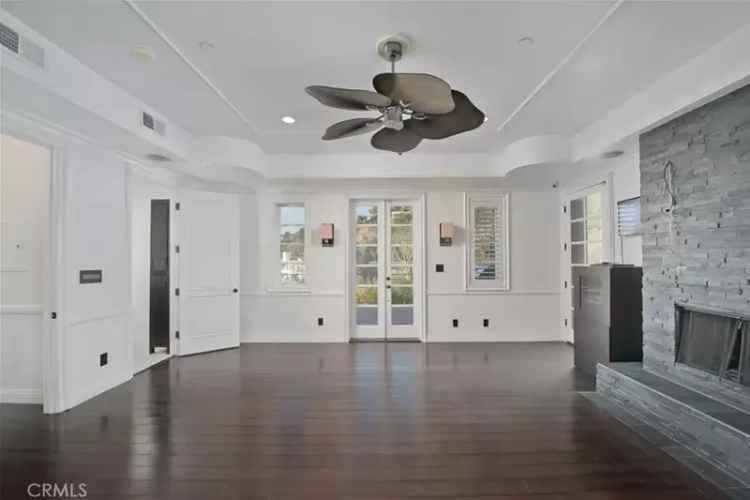 House For Sale in 8655, Hillside Avenue, Los Angeles, California