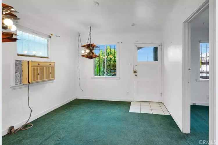 Buy House in Los Angeles with Renovation Potential and Ample Parking