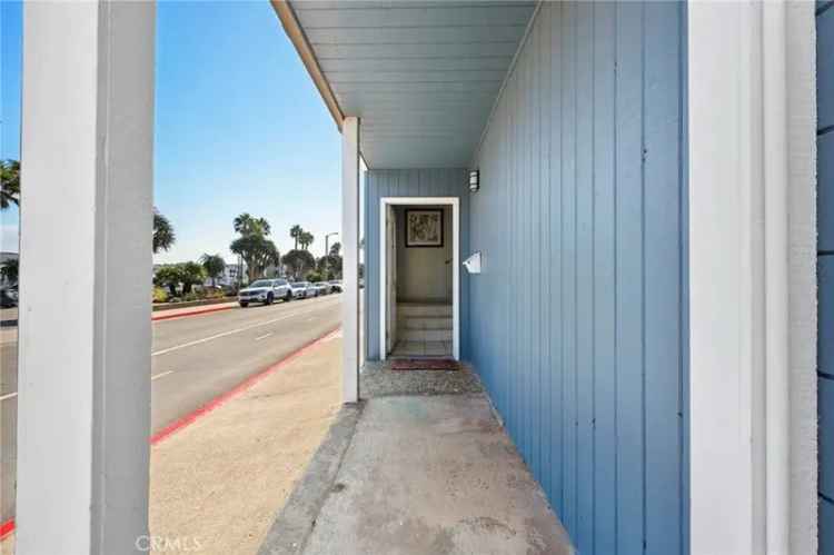 House For Sale in 6507, Seashore Drive, Newport Beach, California