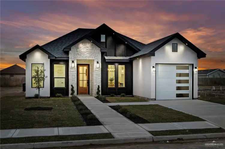 Luxury Buy Home 3 Bed 25 Bath with Innovative Hebel Panels