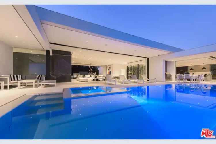 Buy Contemporary Home in Trousdale with Stunning Views and Luxury Features