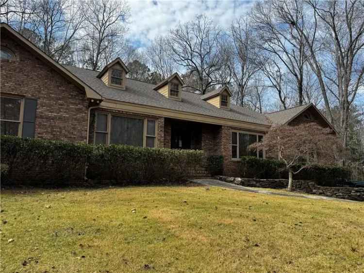 Buy Stunning Home with 4 Bedrooms in North Phenix City