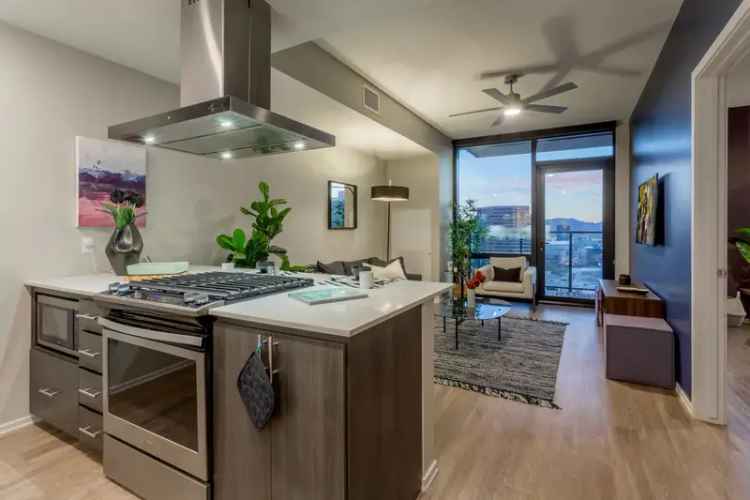 Rent Luxury Apartments in Downtown Phoenix with Premium Finishes