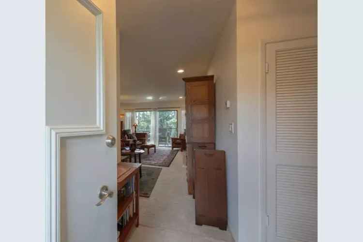 Rent Cozy 1 Bedroom Home in Del Mesa Carmel with Scenic Views