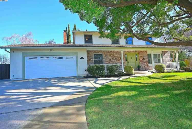 House For Sale in 424, Fernando Court, San Ramon, California