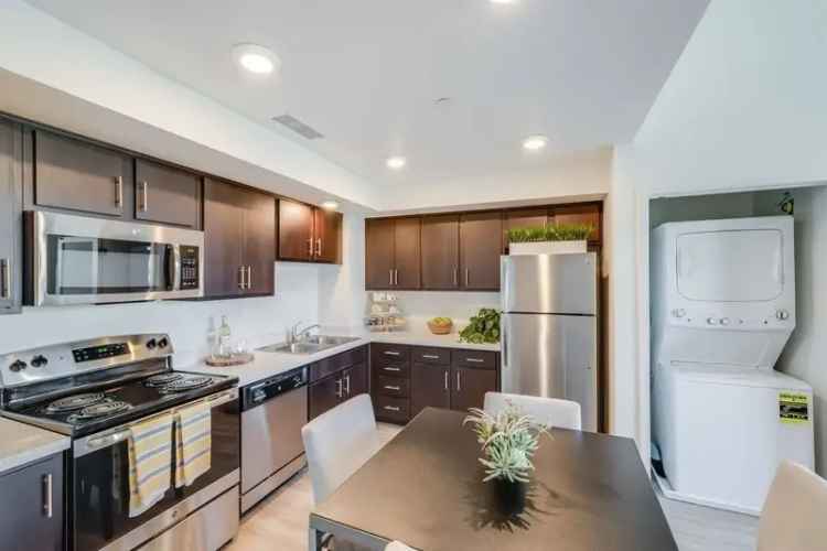 Rent Apartments in La Mesa with Modern Features and Stunning Views