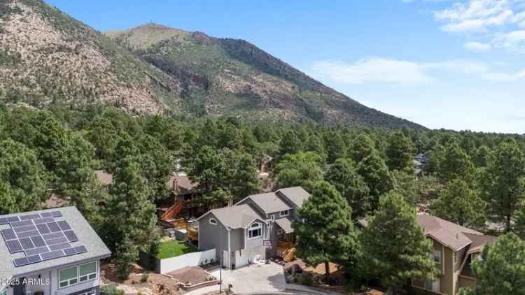 Buy Split Level Home in Flagstaff with 5 Beds New Jacuzzi