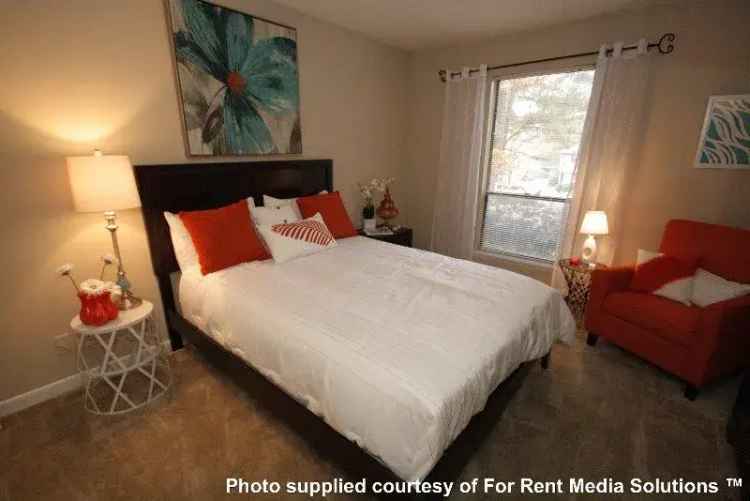 Rent Cozy Apartments in a Country Setting Near Atlanta