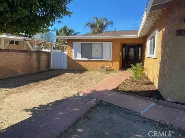 House For Sale in 8215, Kester Avenue, Los Angeles, California