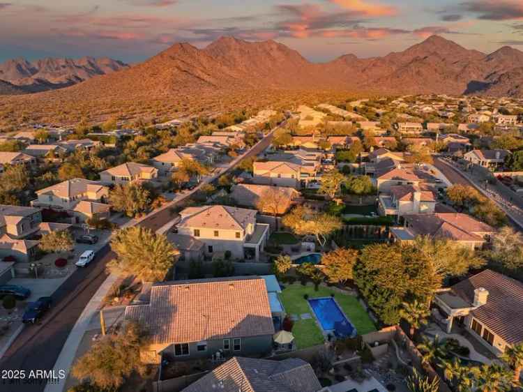 Buy House in McDowell Mountain Ranch with Luxury Features