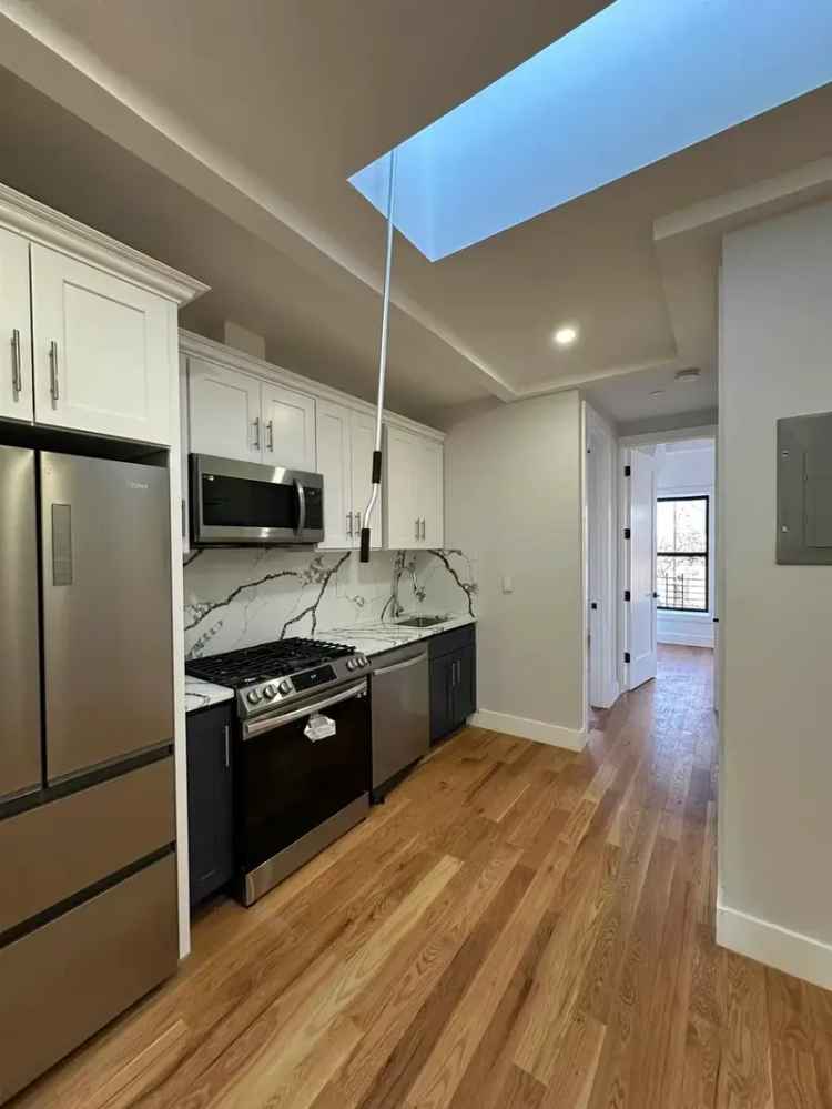 Rent Luxury Apartment Unit in Prime Bedstuy with Private Terrace