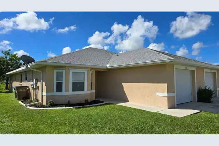 House For Sale in Cape Coral, Florida