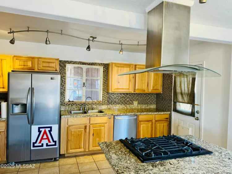 House For Sale in 2203, North Dodge Boulevard, Tucson, Arizona