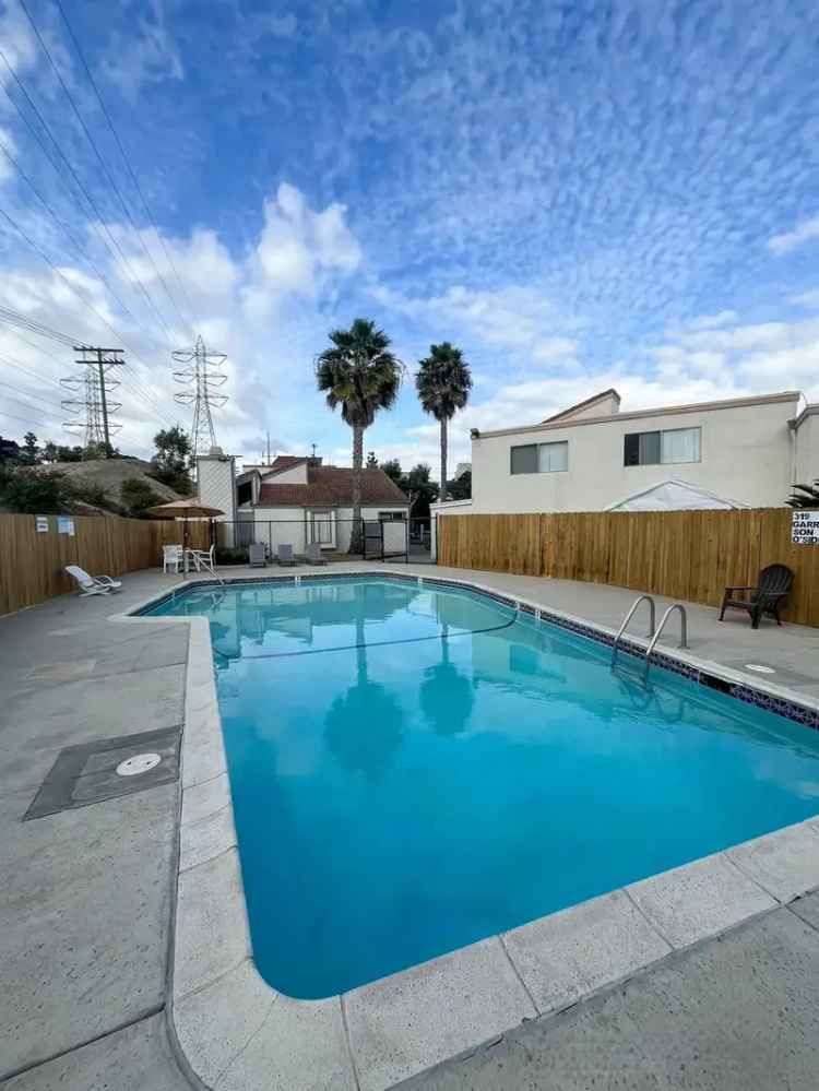 Rent Canyon Creek Apartments in Oceanside with Nearby Amenities