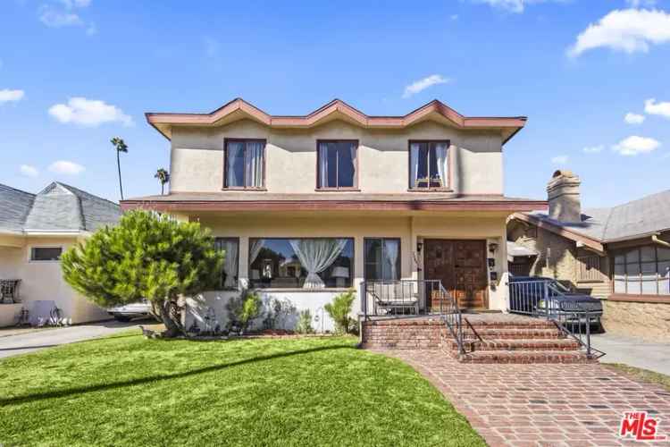 House For Sale in 2085, West 29th Place, Los Angeles, California