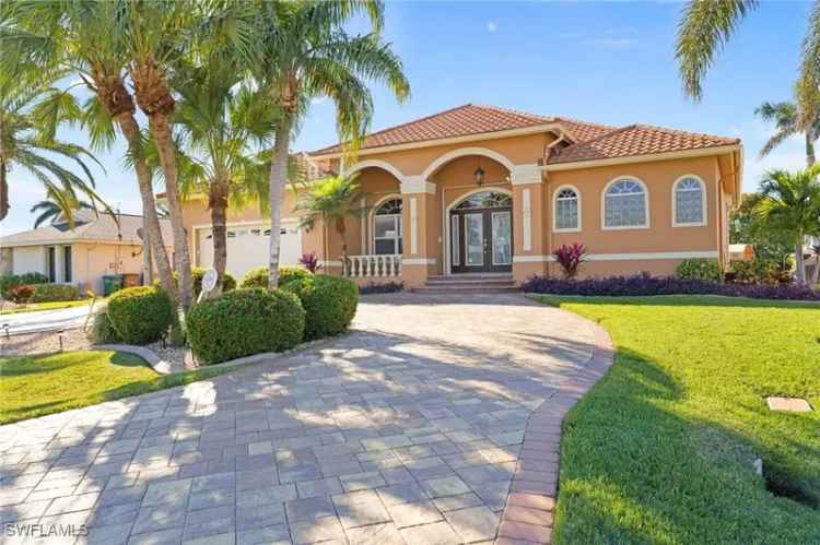 House For Sale in 5220, Southwest 8th Place, Cape Coral, Florida