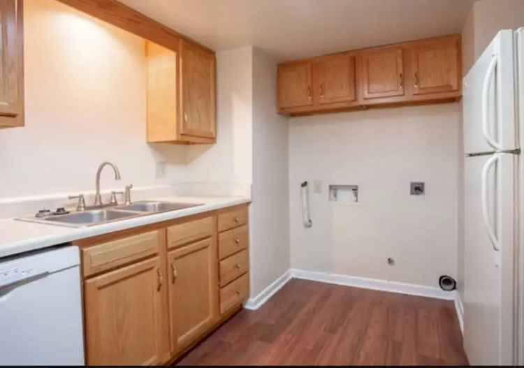 Rent Cozy Two Bedroom Apartments in West Kettering with Unique Features