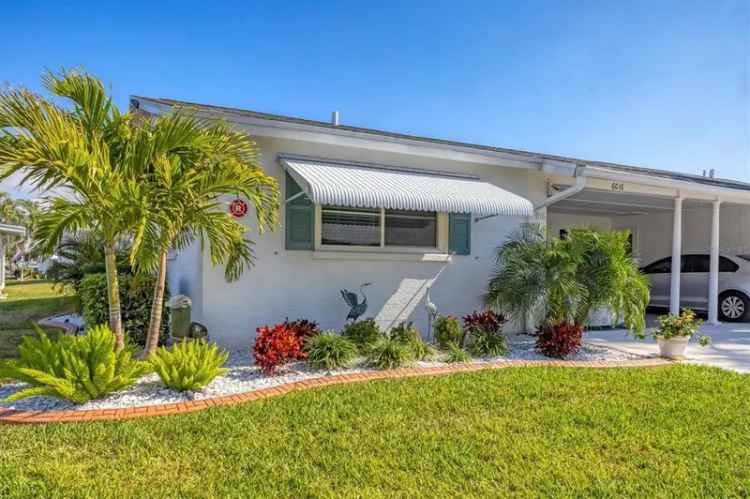 House For Sale in 6016, Hibiscus Drive, Bradenton, Florida