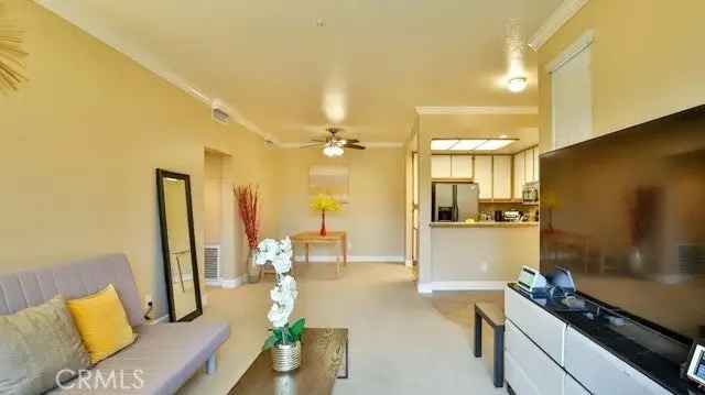 House For Sale in 225, Gallery Way, Tustin, California