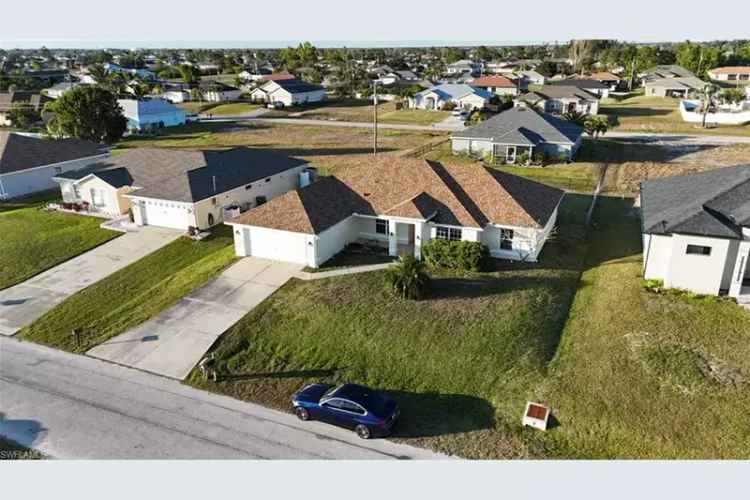 Buy Spacious Home in Northwest Cape Coral with 4 Bedrooms and Lanai