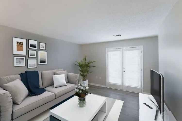 Rent Spacious Two and Three Bedroom Apartments in Summer Tree