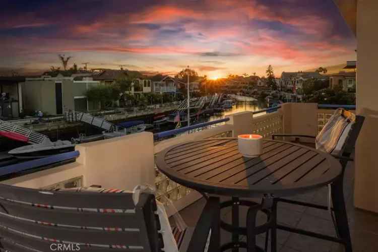 Buy waterfront home in Naples with elevator and captivating sunset views