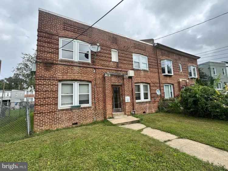 House For Sale in 242, Oakwood Street Southeast, Washington, District of Columbia