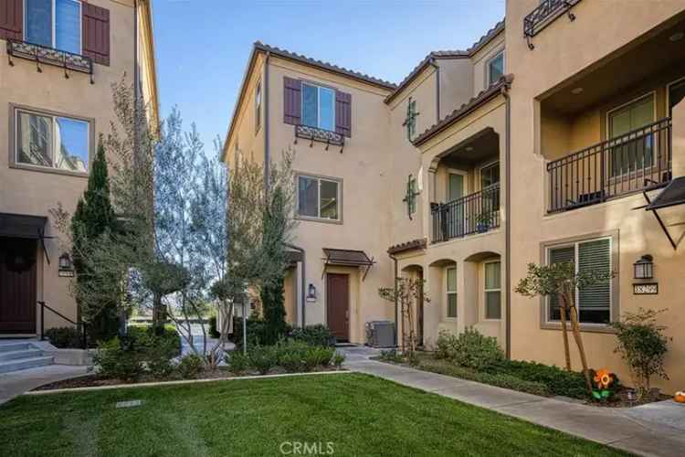 Buy Gorgeous End Unit Home in Yorba Linda with Amazing Views