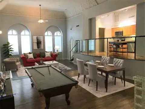 Rent Loft Style Apartments in Downtown Dallas with Unique Features