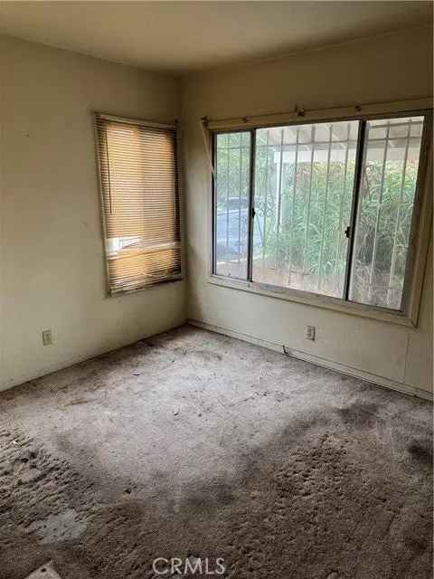 House For Sale in 3437, Virginia Road, Los Angeles, California