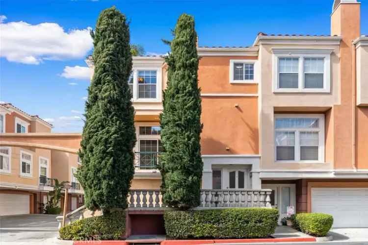 House For Sale in 15, Venezia Aisle, Irvine, California